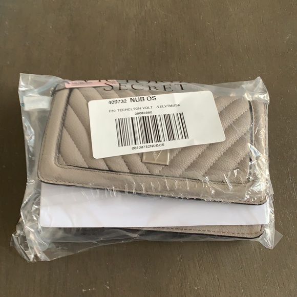 The Victoria Tech Wristlet - Picture 4 of 7